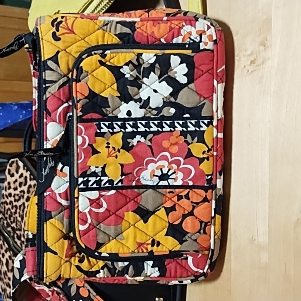 Vera Bradley small shoulder purse